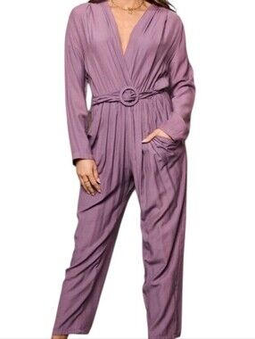 Feel In Women's Mauve V-Neck Belted Jumpsuit